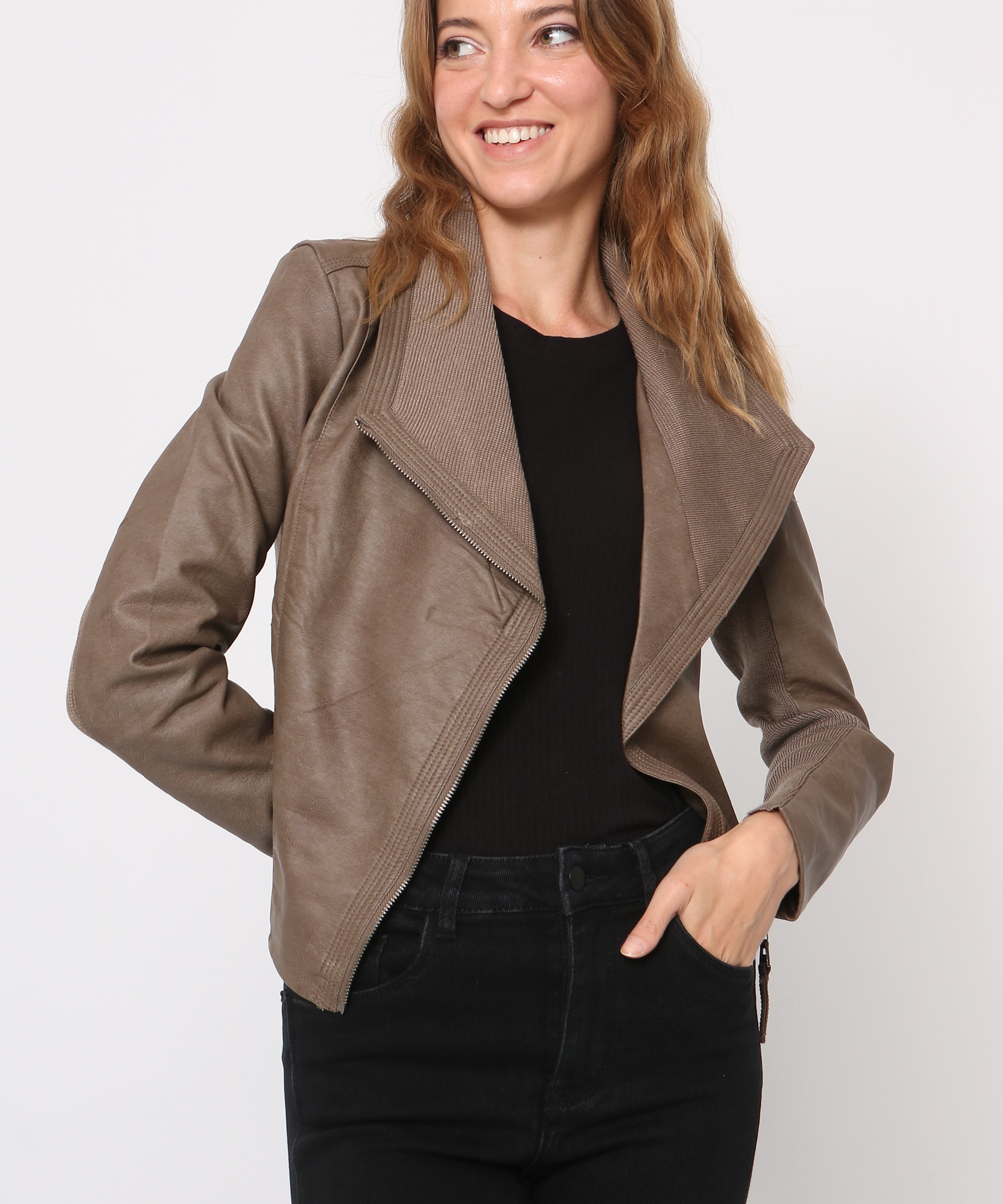 Blouson simili cuir col revers bord coté S6571